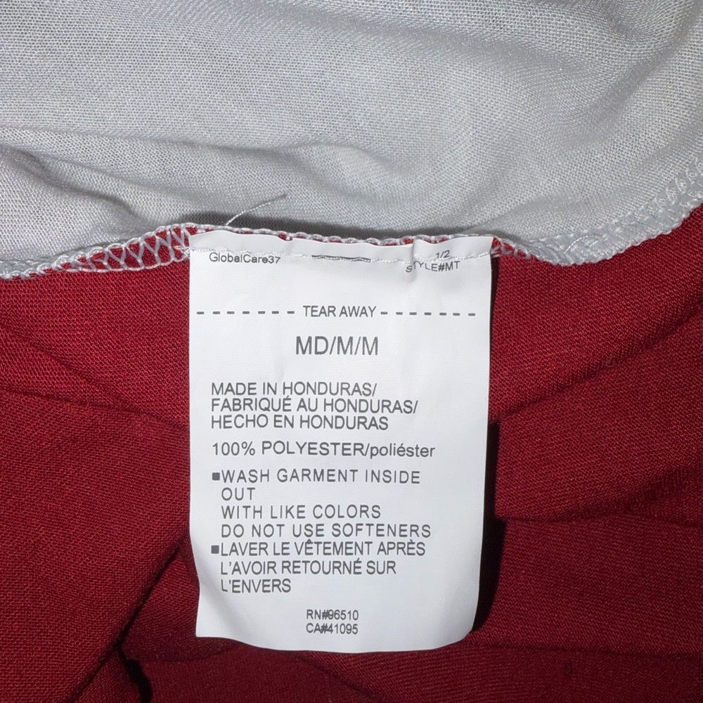 Under Armour Tank Top Mens Medium Red White HeatGear Athletic Gym Shirt NWT - Picture 10 of 11